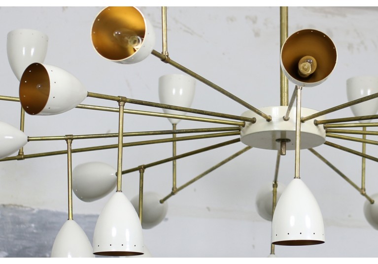 Riesiger Kronleuchter, brass chandelier in the manner of Stilnovo, Arredoluce, 60er, Messing und Metall
