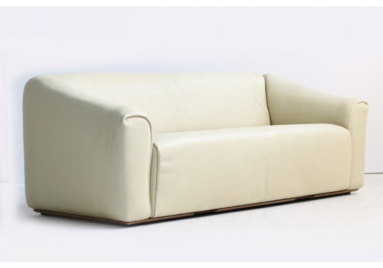 1970s De Sede DS 47 Buffalo Leather Sofa with Extendable Seat Ecru No. 2