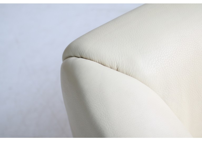 1970s De Sede DS 47 Buffalo Leather Sofa with Extendable Seat Ecru No. 2