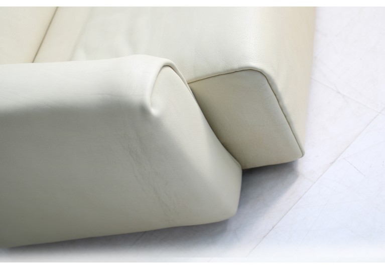 1970s De Sede DS 47 Buffalo Leather Sofa with Extendable Seat Ecru No. 2