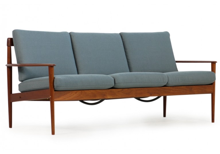 50er Sofa, Grete Jalk für Poul Jeppesen, Model PJ 56/3, Neubezug, 60er Jahre