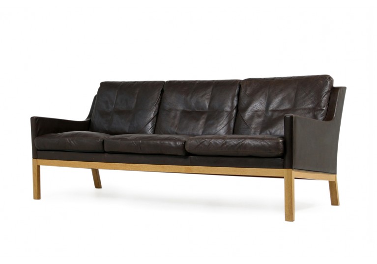 1960s Kai Lyngfeldt Larsen Oak & Brown Leather Sofa Soren Willadsen